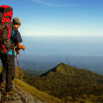 Daftar 10 Gunung Terbaik di Indonesia Untuk Pendaki Pemula