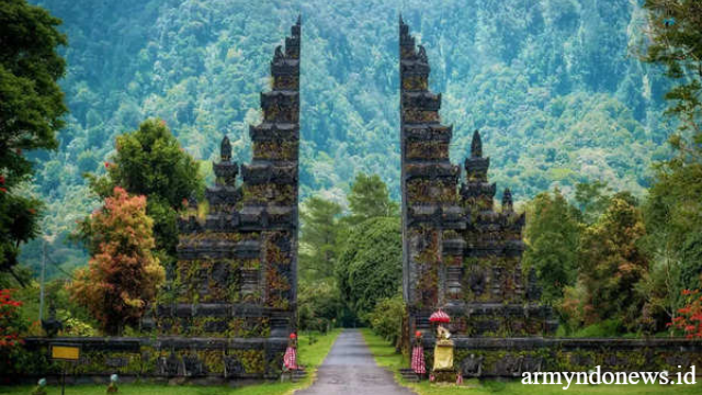 5 Tempat Wisata di Indonesia yang Wajib Dikunjungi Saat Lebaran