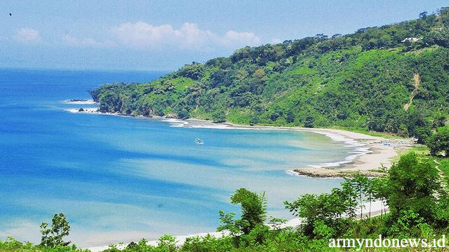 Wisata Pantai Indah di Sukabumi yang Jadi Favorit Wisatawan